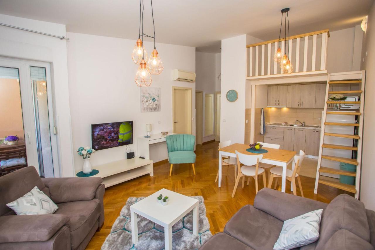 Apartment Dora Near Sea And Center With Private Garage Poreč Exterior foto